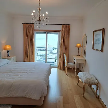 Haven In - Exquisite 15th And Floor With Elevators, Parking And An Incredible View From The 7 Meters Balcony To The Longest Waterfront In Daire Lisboa
