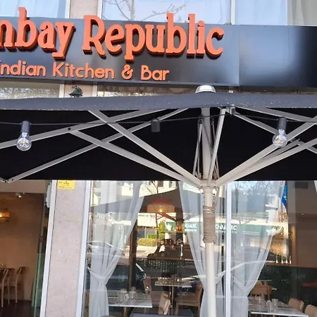 Haven In - Exquisite 15th And Floor With Elevators, Air Conditioning And An Incredible View From The 7 Meters Balcony To The Longest Waterfront In Apartament *