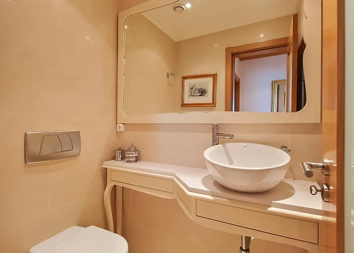 Haven In - Exquisite 15th And Floor With Elevators, Parking And An Incredible View From The 7 Meters Balcony To The Longest Waterfront In *