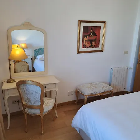 Haven In - Exquisite Floor With 7 Meters Balcony To The Largest Riverfront In *