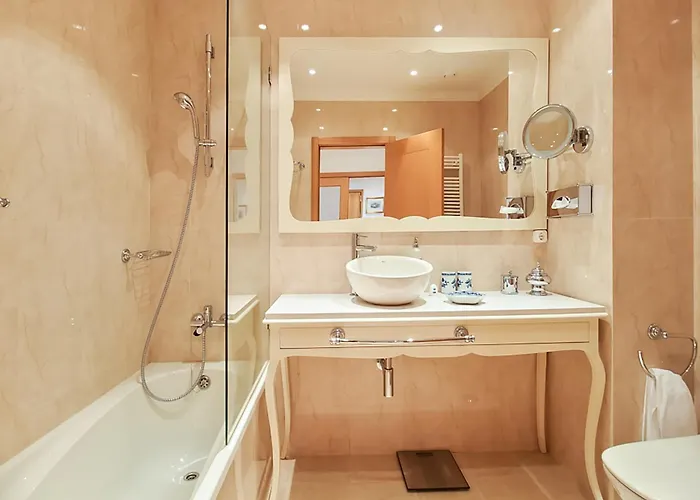 Haven In - Exquisite 15th And Floor With Elevators, Air Conditioning And An Incredible View From The 7 Meters Balcony To The Longest Waterfront In Appartement *