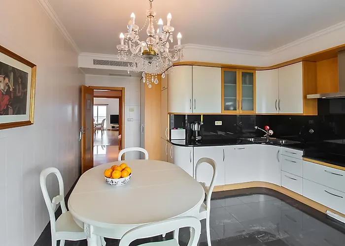 アパート Haven In - Exquisite 15th And Floor With Elevators, Parking And An Incredible View From The 7 Meters Balcony To The Longest Waterfront In